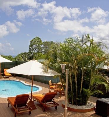The Palm Seychellen – Swimming Pool