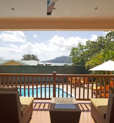 The Palm Seychelles – Swimming Pool